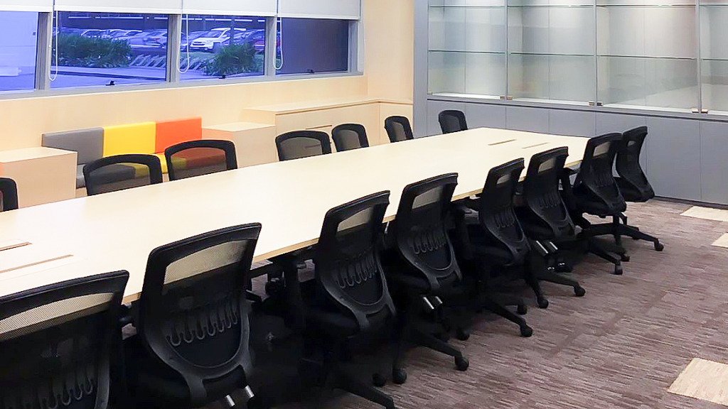 Commercial interior design_Nanyang Polytechnic – School of Engineering Meeting Room - 2